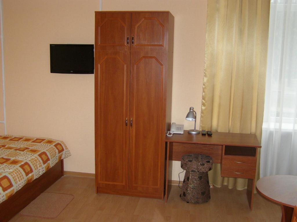 Adler Hotel Киев Стая снимка