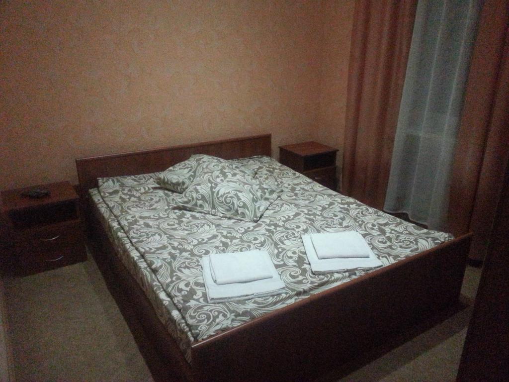 Adler Hotel Киев Стая снимка