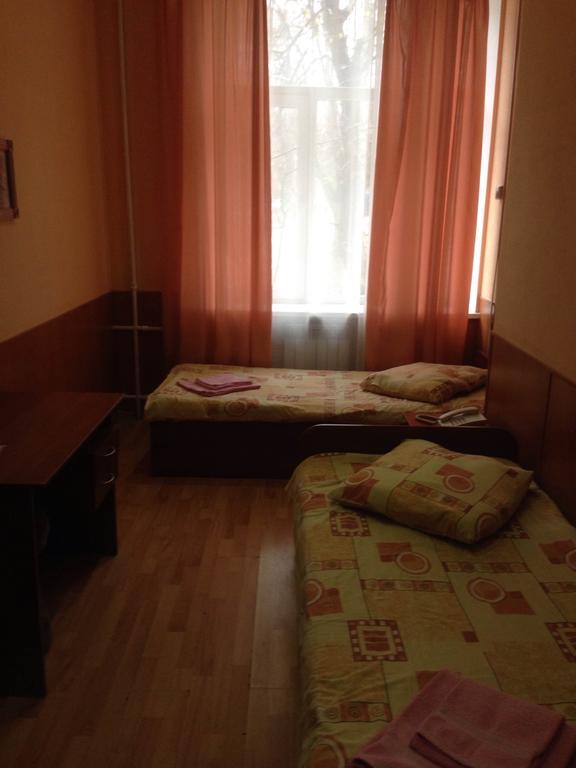 Adler Hotel Киев Стая снимка